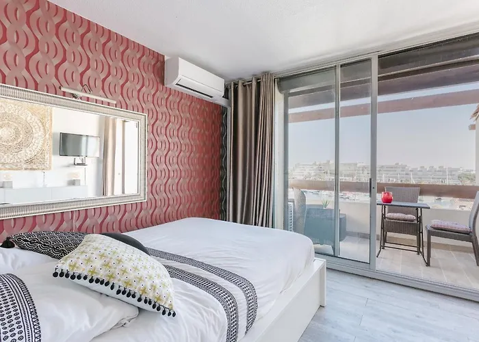 דירה Naturiste Venus Panoramic View אגדה