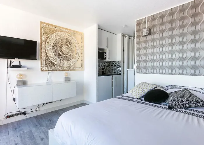 Naturiste Venus Panoramic View *